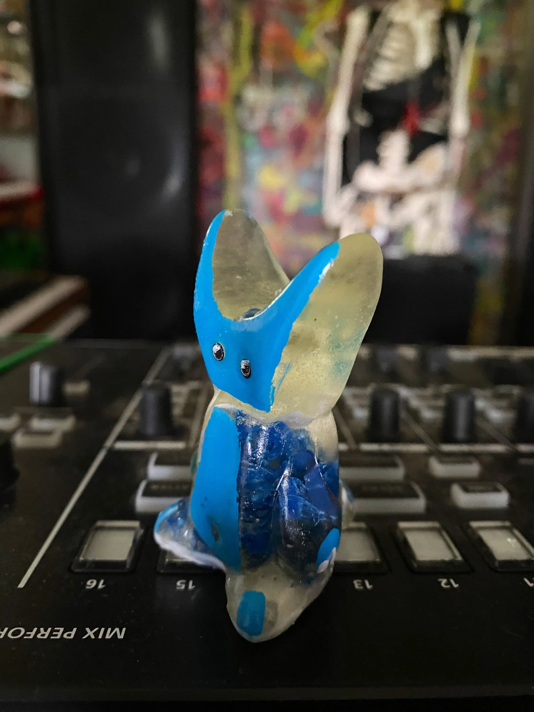 AEQEA Gunny Resin Art Toy Figure Customized Designs