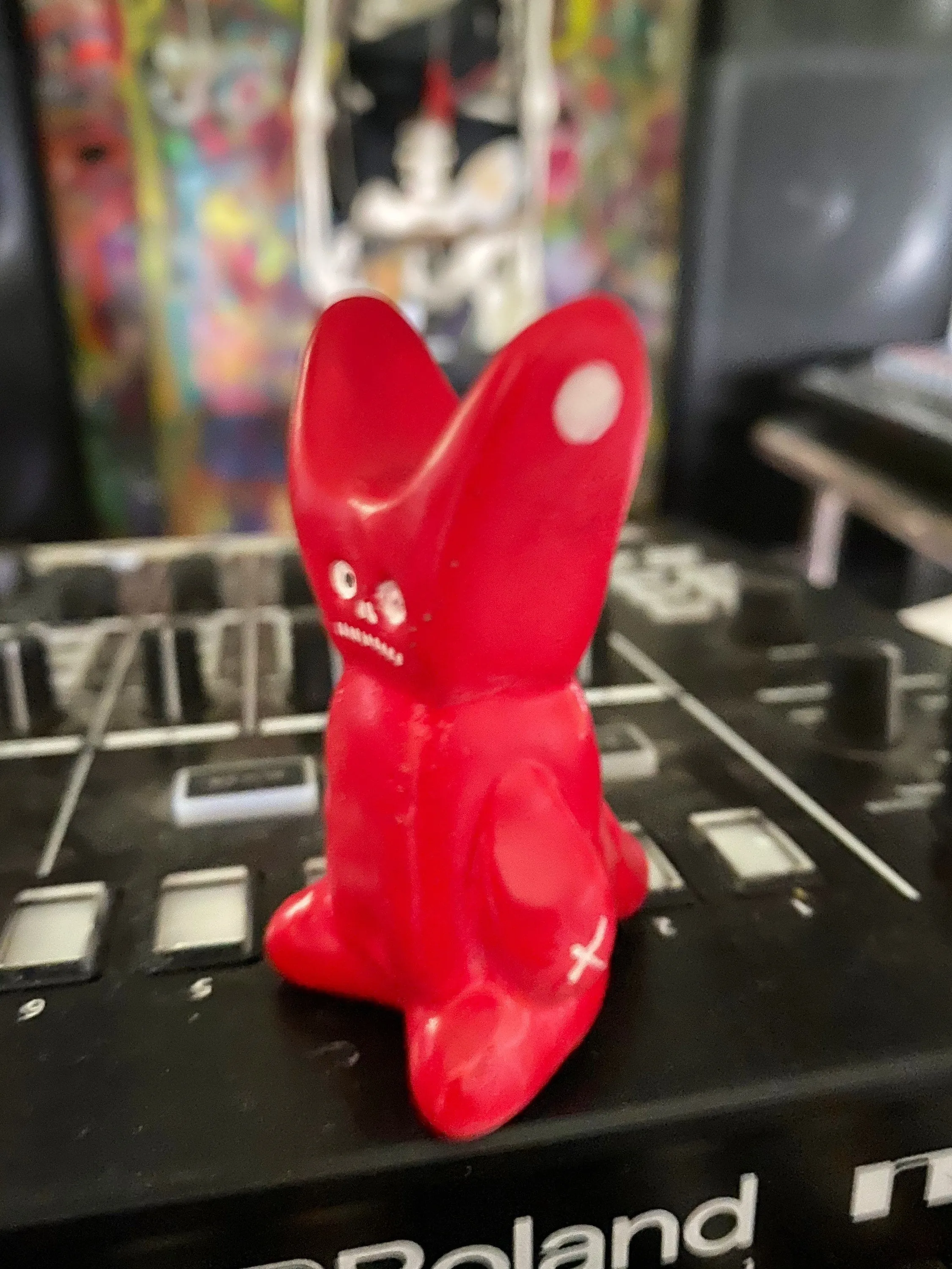 AEQEA Gunny Resin Art Toy Figure Customized Designs