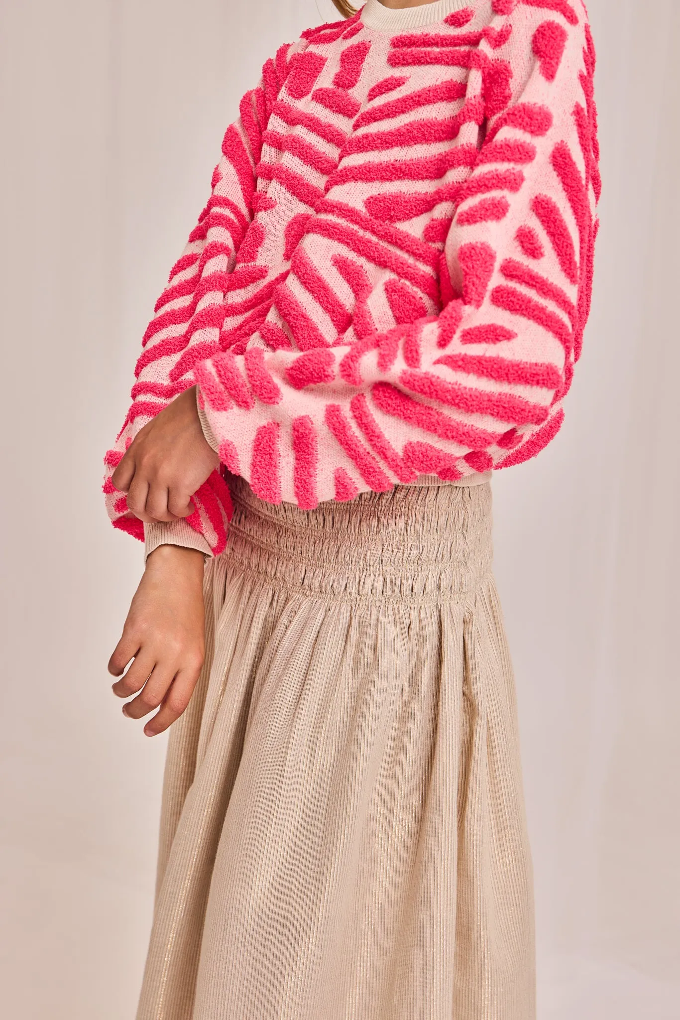 jess c-neck jacquard