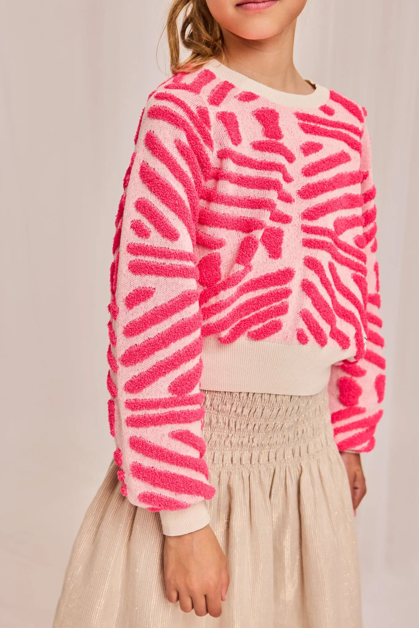 jess c-neck jacquard