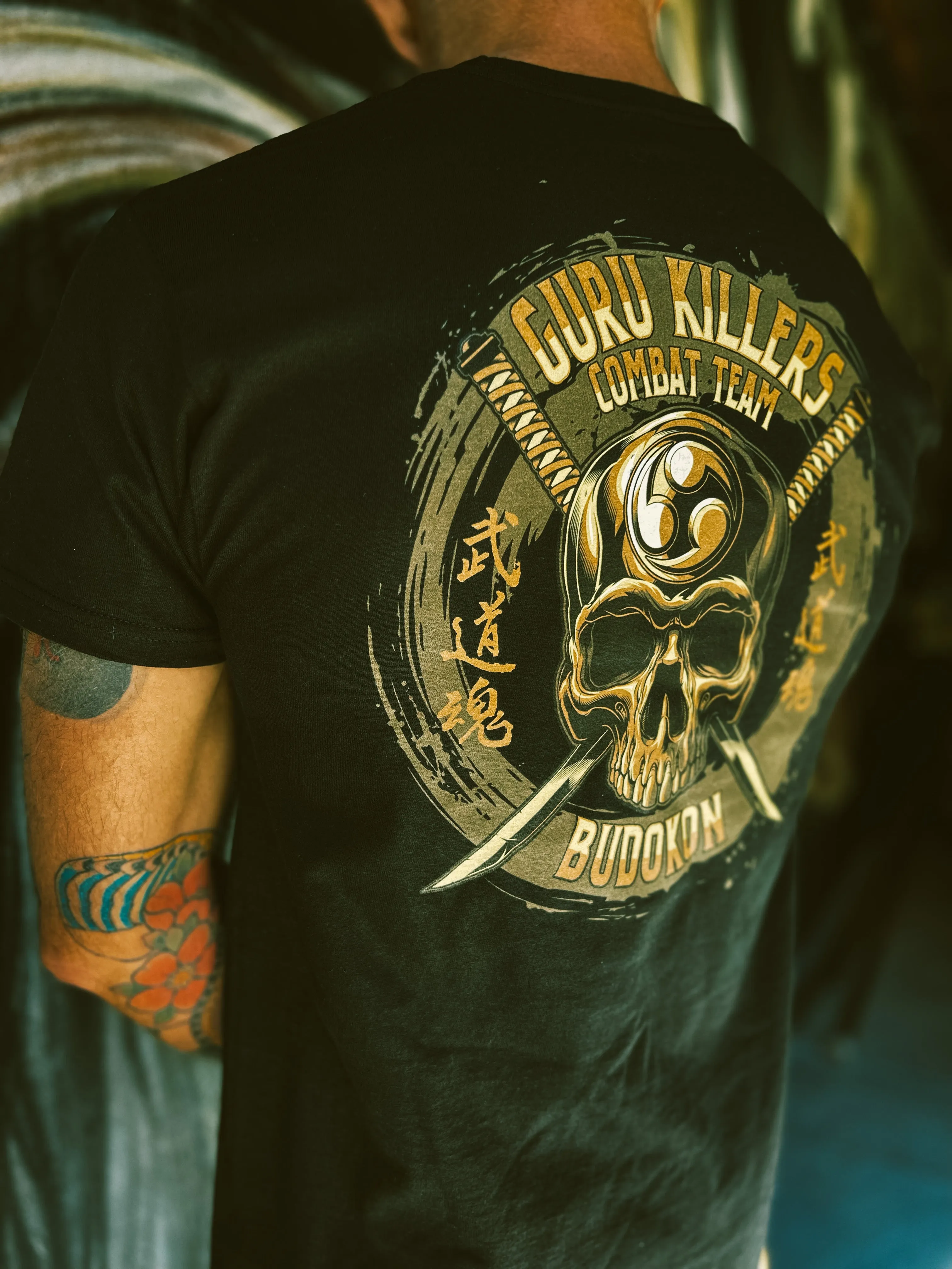 MEN'S GURU KILLER COMBAT TEAM TEE