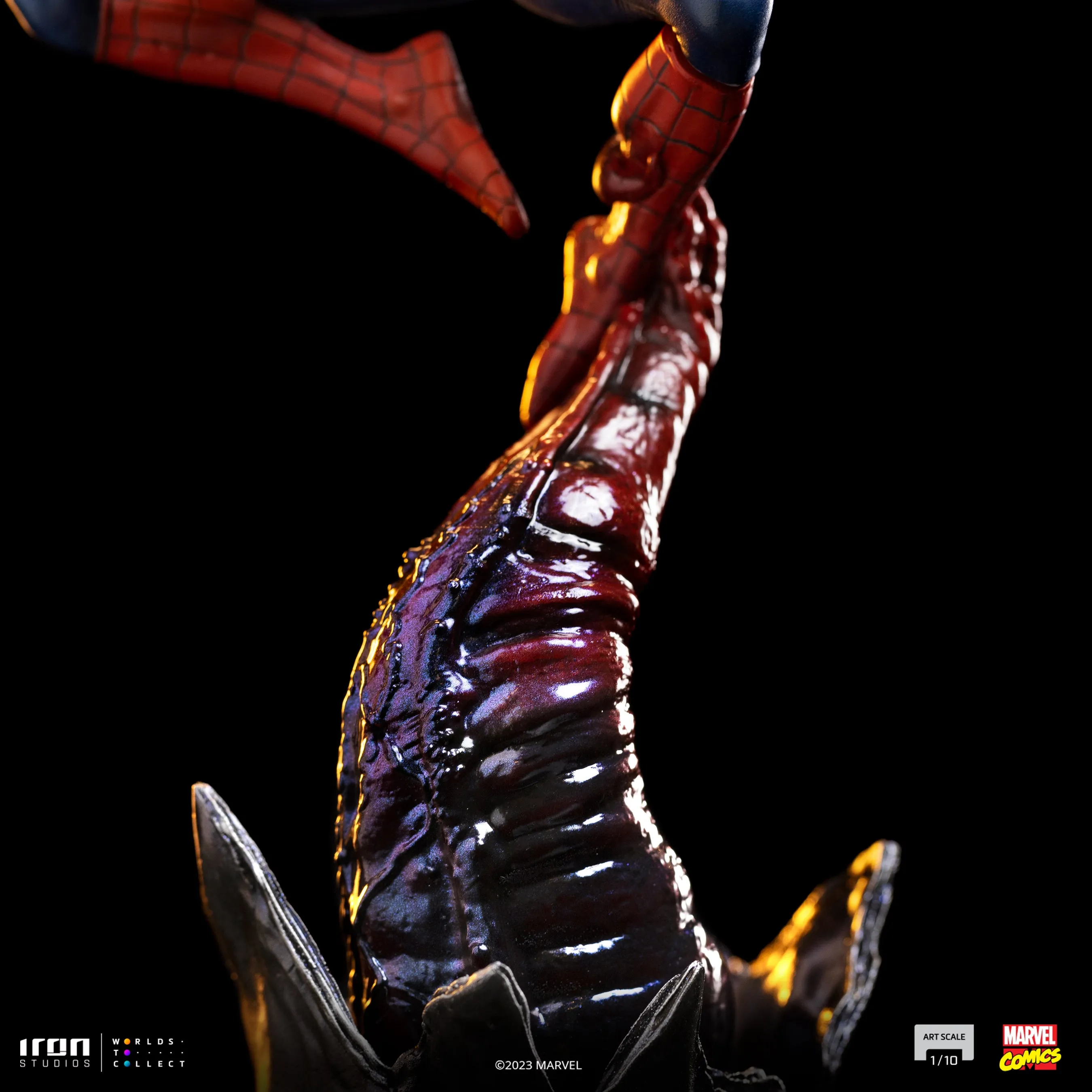 Spiderman by Iron Studios