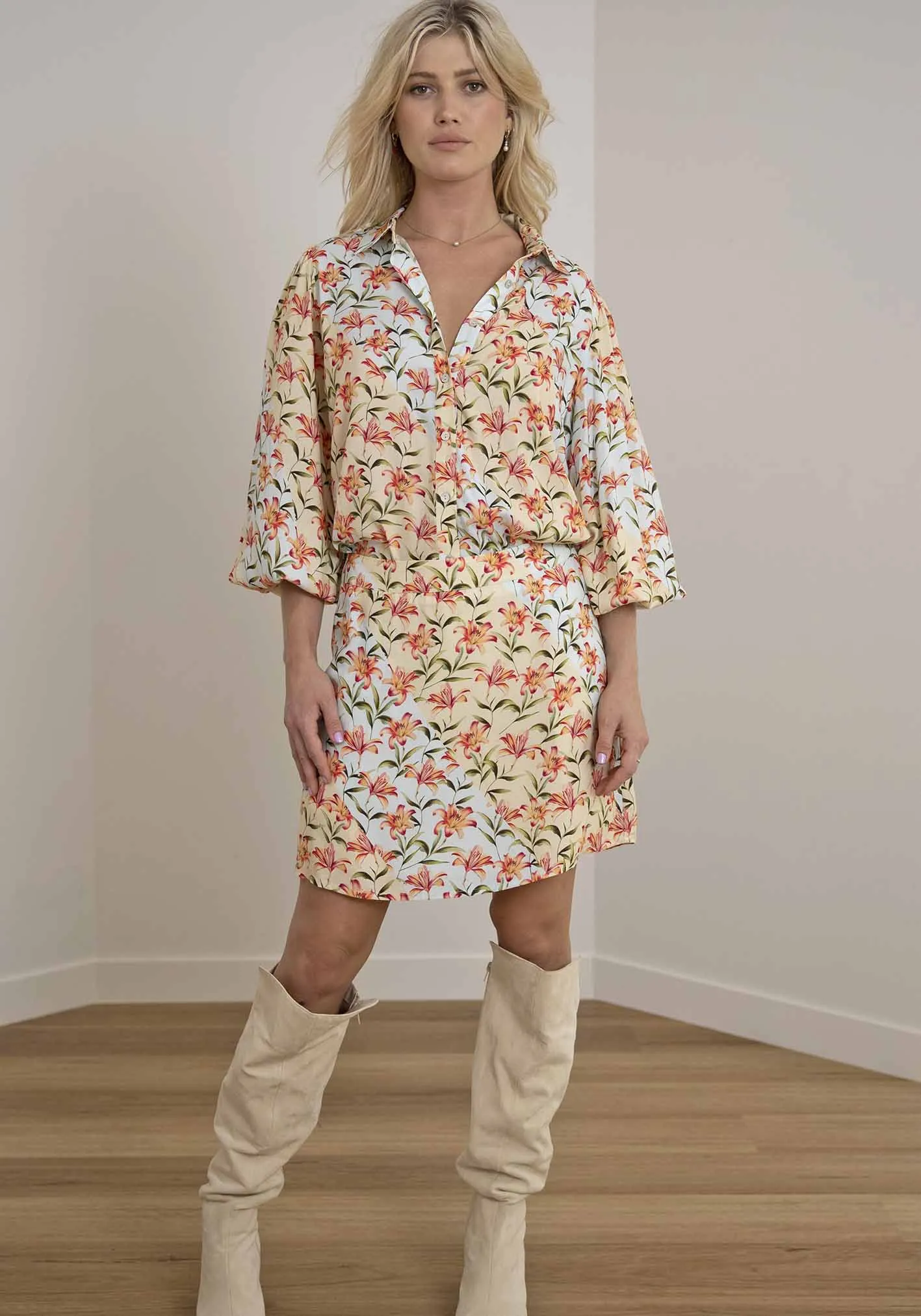 Waterlily Spliced Floral Mini Skirt   Blouse Set